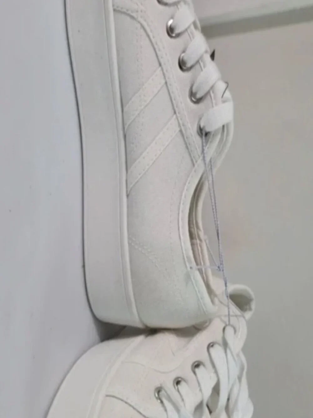 NWT White Platform Canvas Shoes Size 7